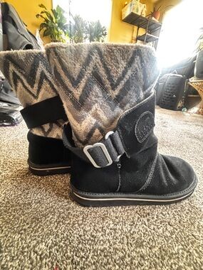 Sorel Black Suede Mid-Calf Boots with Gray Patterned Knit Cuff 8.5 SZ